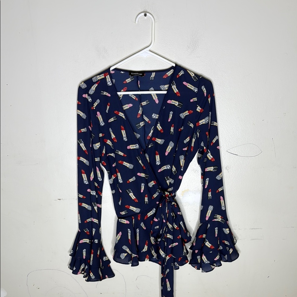 Bebe Blue and Pink Bell Sleeve Wrap Polyester Lipstick Blouse Size Small